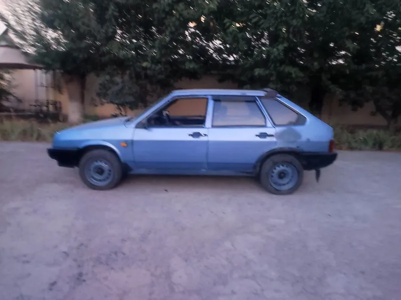 Lada sotiladi srochni