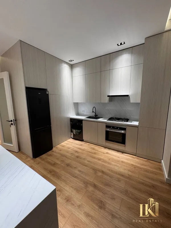 2-комнатная квартира с ремонтом в ЖК Parkwood 5 2-комнатная квартира с ремонтом в ЖК Parkwood 5