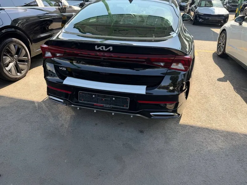Kia K5 2023yil kraska tozza 22000 km yurgan 6 Kia K5 2023yil kraska tozza 22000 km yurgan 6