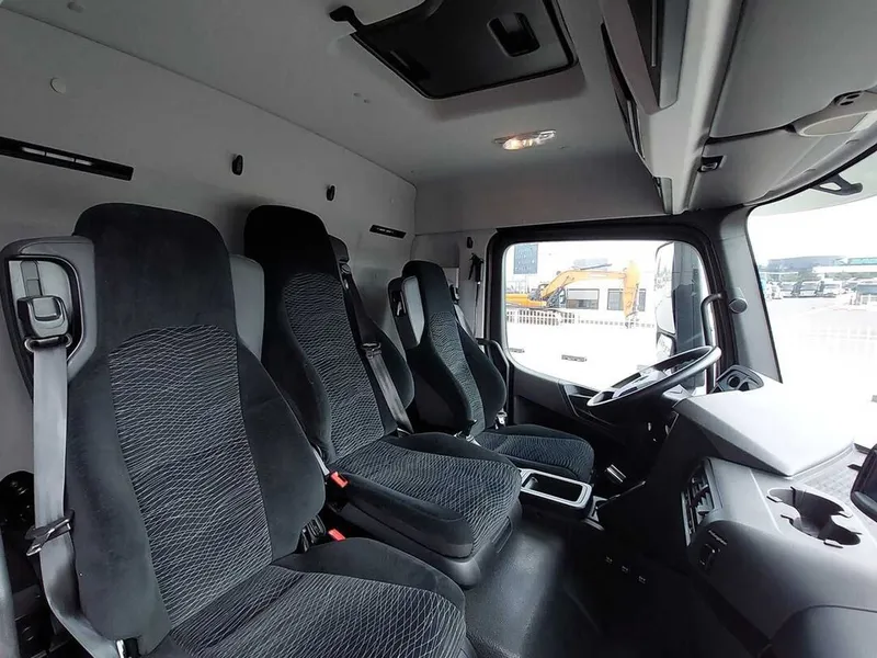 Шасси грузовика Scania R650 8 Шасси грузовика Scania R650 8