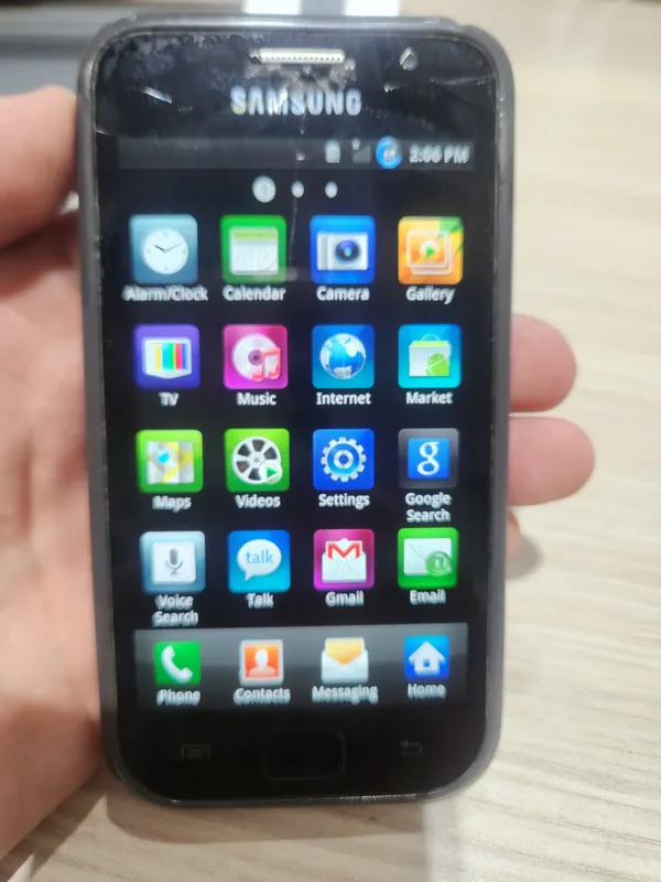 Samsung Galaxy S. srochna sotiladi 2