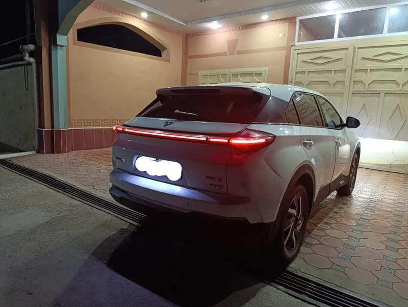 Sotuvimizda Neta U elektromobili 3 Sotuvimizda Neta U elektromobili 3