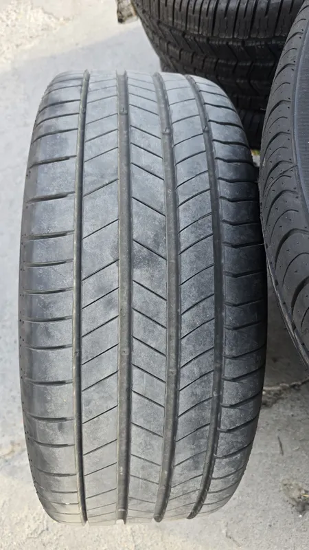 235/50/R19 255/50/R19 kumho 4