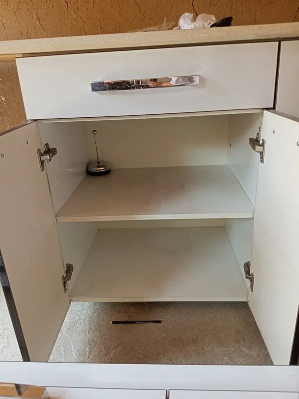 Kuxini mebel yengi 4 Kuxini mebel yengi 4