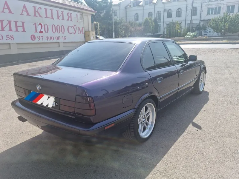 Bmw e34. I520