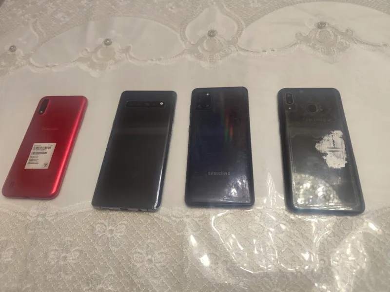 Продаются телефоны Samsung 2 Продаются телефоны Samsung 2