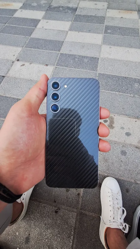 samsung s 23+ 1