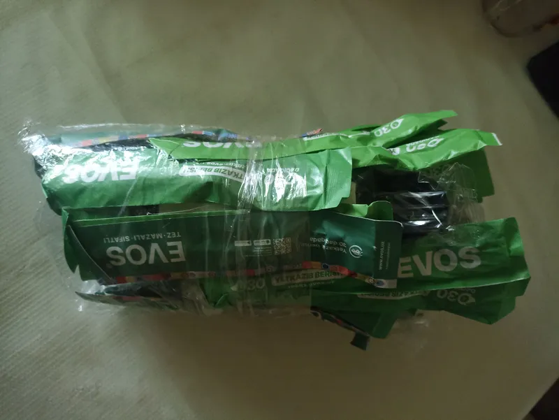 Qadoqdagi plastik vilkalar 2 Qadoqdagi plastik vilkalar 2