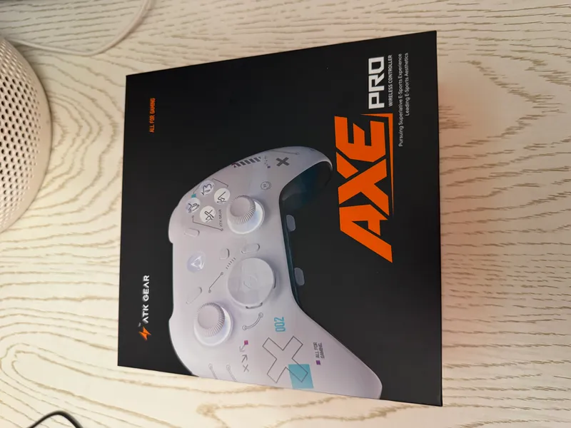 Беспроводной киберспортивный геймпад - ATK AXE Pro — фото 1