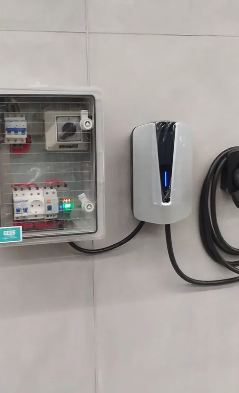 Установка зарядного устройства 7 кв ~ 20kw для электромобилья. 1 Установка зарядного устройства 7 кв ~ 20kw для электромобилья. 1