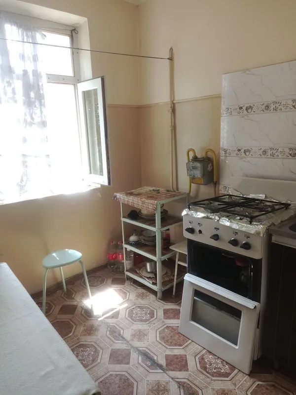 Сдаётся 1 ком кв в Чирчике 3 этаж 8 мкн не долеко от дороги — фото 2