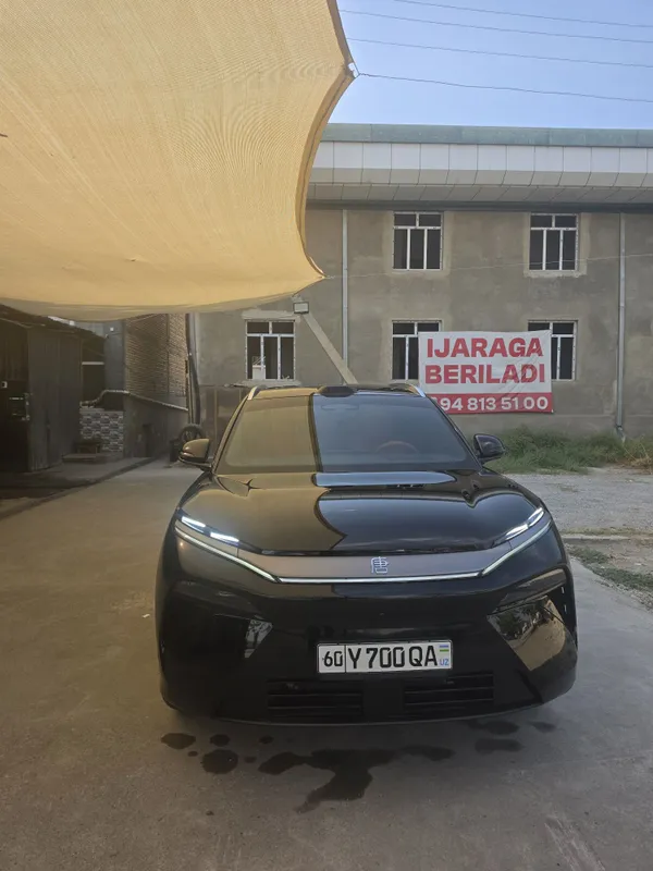 BYD Tang L EV 2026 — 680 ot kuchi — 100 kWh 1 BYD Tang L EV 2026 — 680 ot kuchi — 100 kWh 1