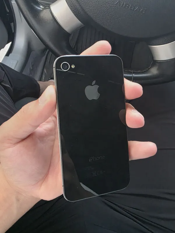 Iphone 4 radnoy 100%