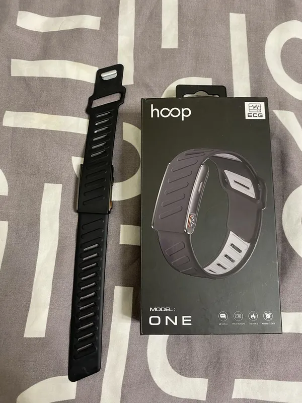 Фитнес браслет HOOP One 1 Фитнес браслет HOOP One 1