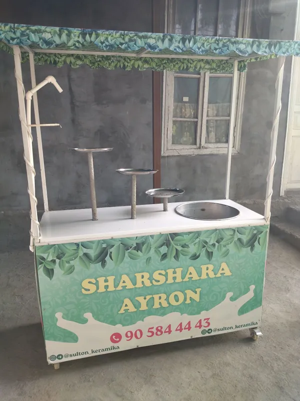 Sharbat aparat dekarativniy sharshara qilib aylantiradi muzlatadi zoʻr Sharbat aparat dekarativniy sharshara qilib aylantiradi muzlatadi zoʻr