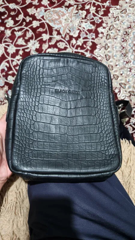 Sumka Black Gator