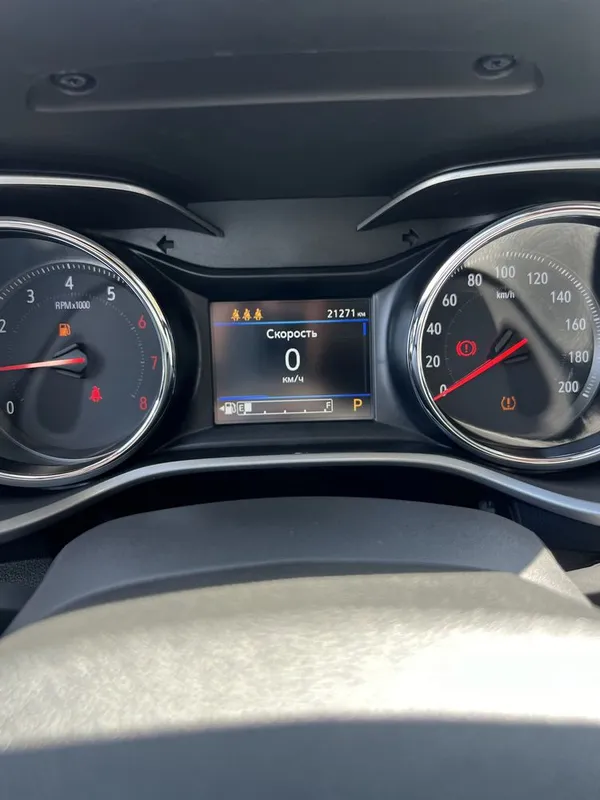 Tracker Premier Plus 2025 — фото 4