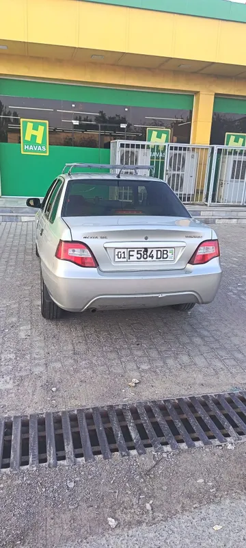 Nexia 2 sotiladi 3