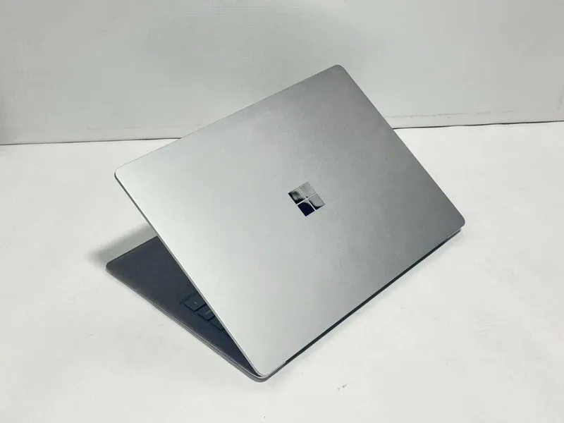 Microsoft Surface Laptop сотилади — фото 3