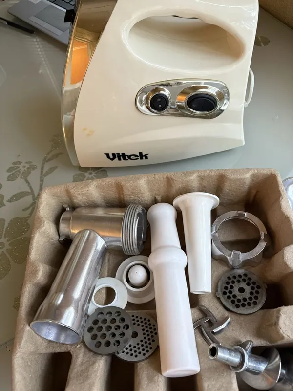 мясорубка Vitek 5 мясорубка Vitek 5