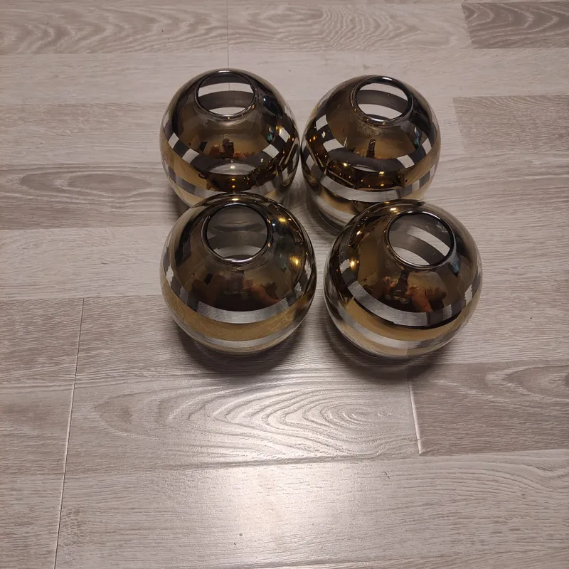 Плафон золотые полоски красивые