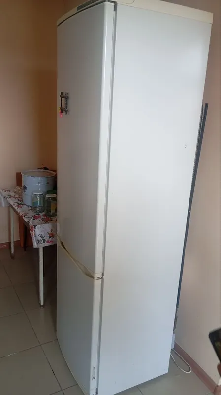 Атлант холодильник продается