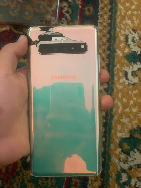 Samsung S 10 5 g 2 Samsung S 10 5 g 2
