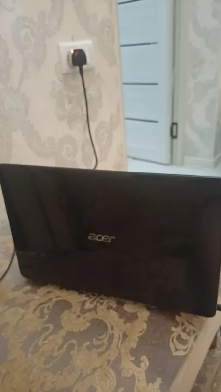 Acer ASPIRE E1-531 noutbuk sotiladi. Srochno. 2 Acer ASPIRE E1-531 noutbuk sotiladi. Srochno. 2