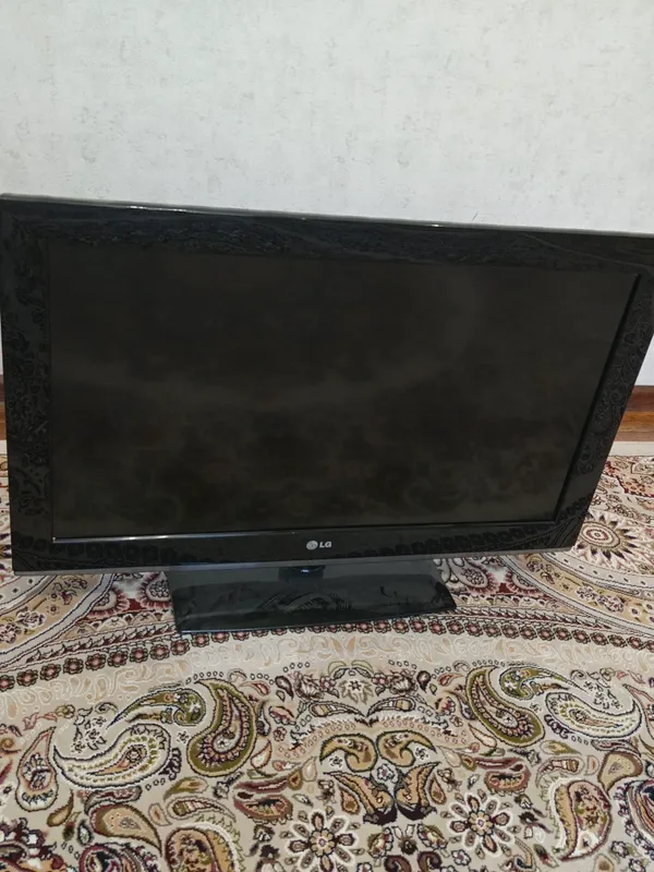 Телевизор LG 1