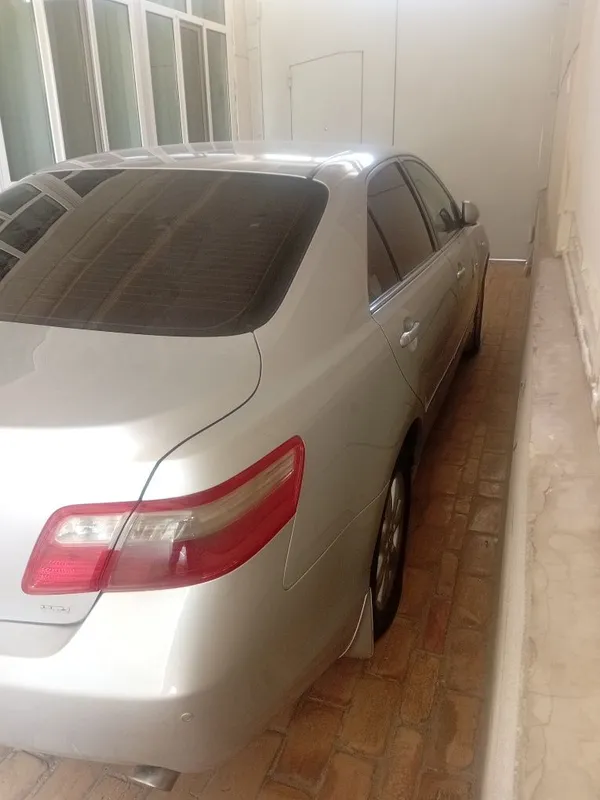 Tayota camry sotiladi 6
