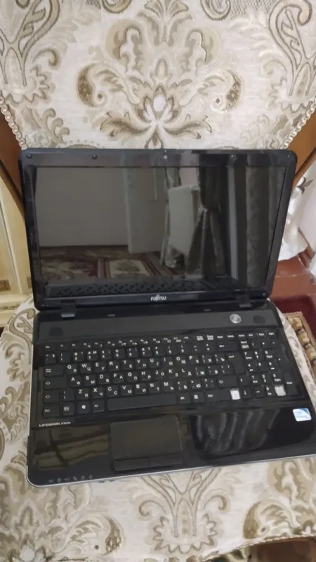 Fujitsu noutbuk sotiladi Продается ноутбук Fujitsu 5