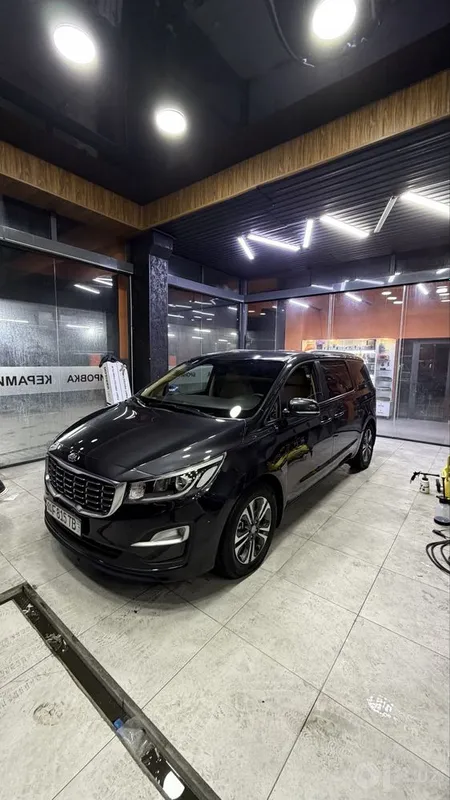 Kia Carnival, пробег 55 тысяч, бензин 1 Kia Carnival, пробег 55 тысяч, бензин 1