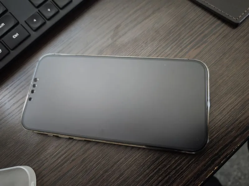 Iphone 13 pro max 256 Гб, аккумулятор 85% 5