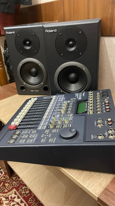Студийные мониторы Roland DS-50A 24-бит / 96 кГц (договорная) — фото 1
