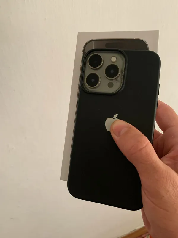iPhone XR 16 Pro в корпусе 2 iPhone XR 16 Pro в корпусе 2