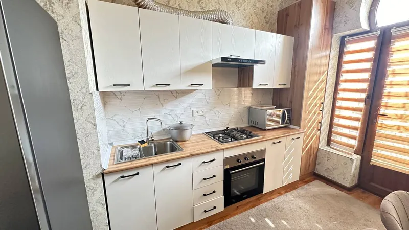 4-комнатная квартира, 110 м², 8/8 этаж (вторичка) 9
