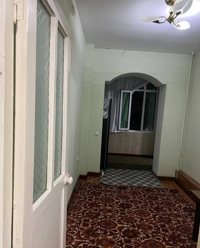 Продаётся трёхкомнатная квартира 4 Продаётся трёхкомнатная квартира 4