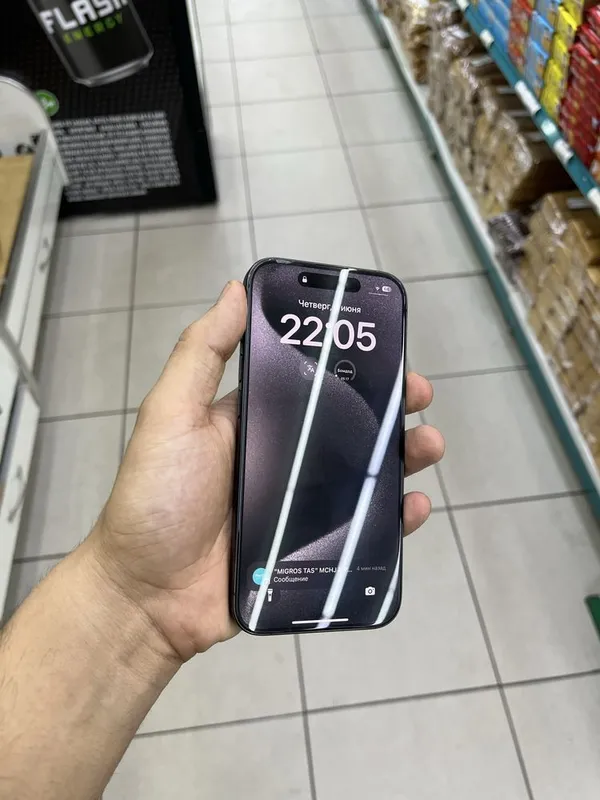 iPhone 15 pro 256 gb