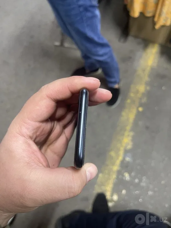 iPhone SE 2022, 64 ГБ 3 iPhone SE 2022, 64 ГБ 3