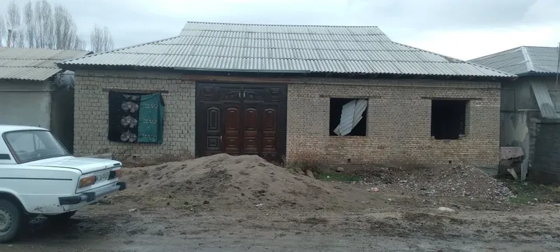 Уй сотилади 12.60 сотик