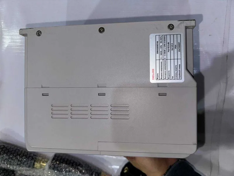 Частотные преобразаватель Inverter Delixi для плавного запуска мотора — фото 1
