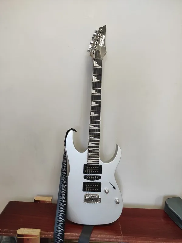 Электрогитара Ibanez grg170dx sv.Продам 1 Электрогитара Ibanez grg170dx sv.Продам 1