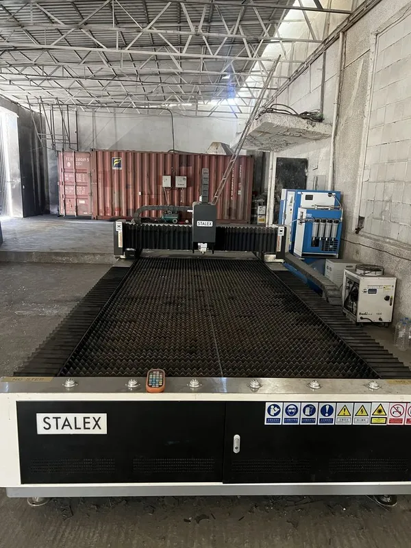 STALEX CNC Fiber lazer metall kesish stanogi 1500×3000 2