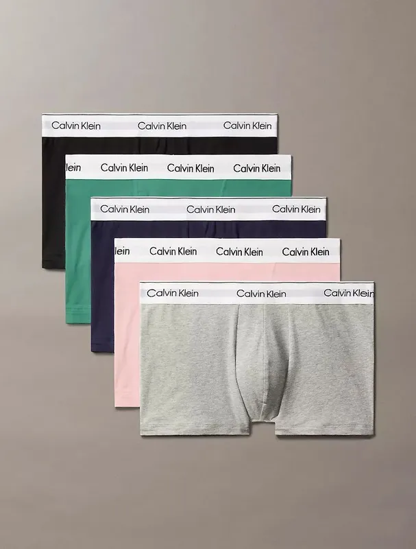 Нижнее белье от Calvin Klein