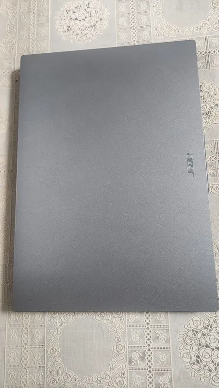 Acer nootbook 16/512gb hotra 3