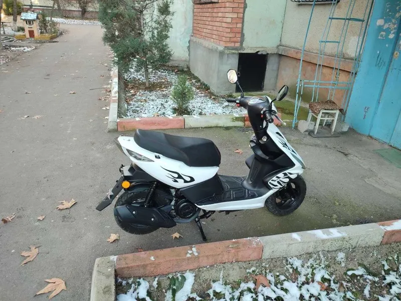 Скутер vento 49к 3
