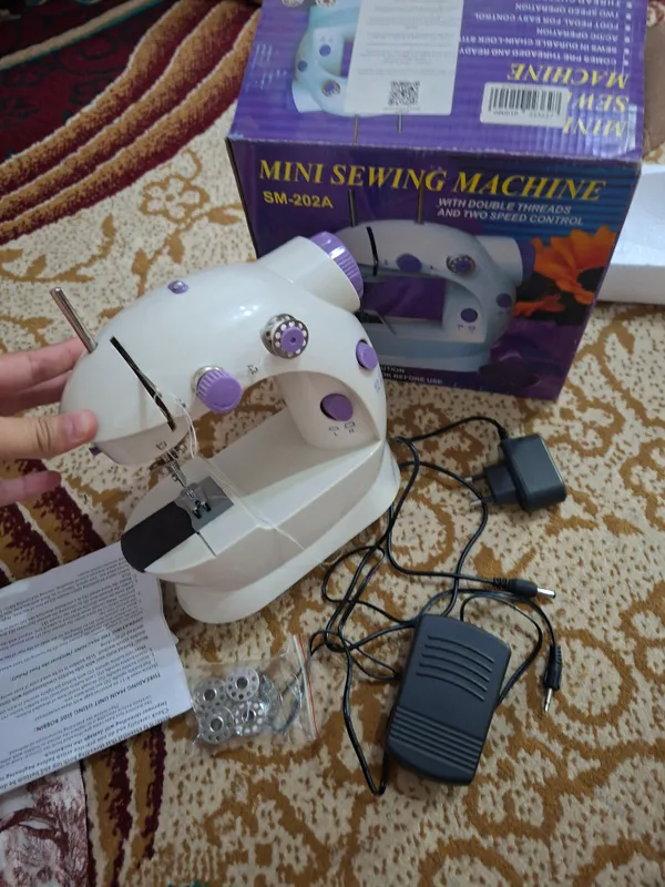 Швейная машинка Mini 1