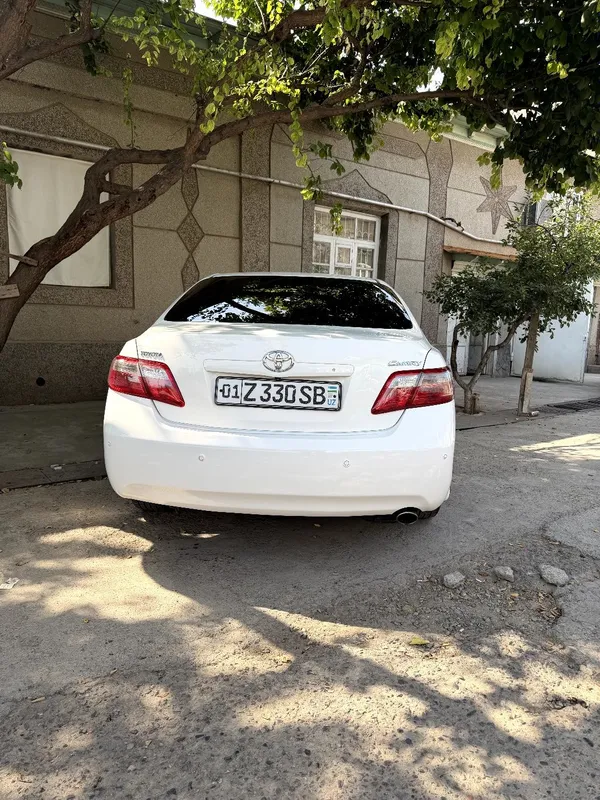 Toyota Camry отличный машина — фото 3