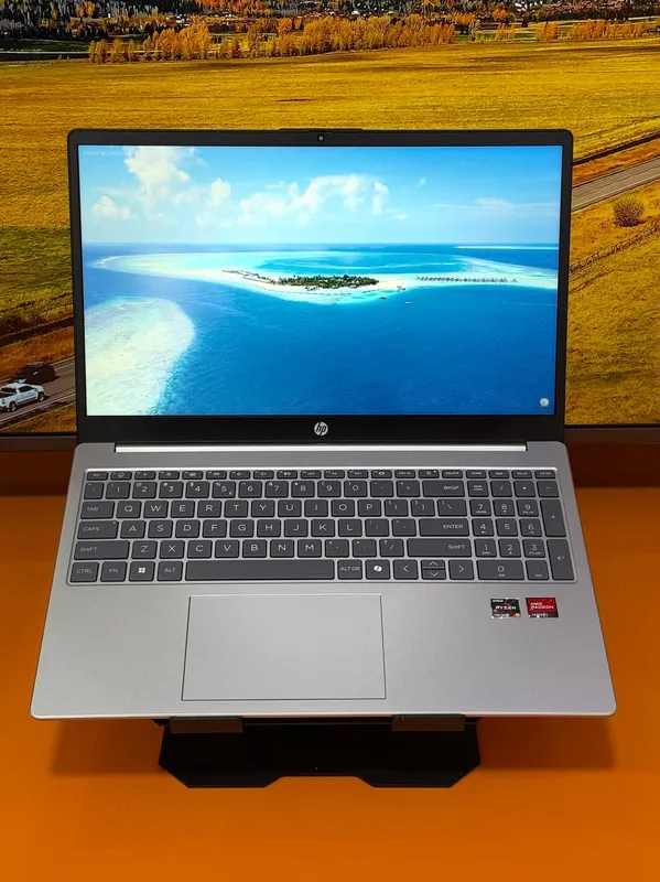HP Laptop noutbuk 1