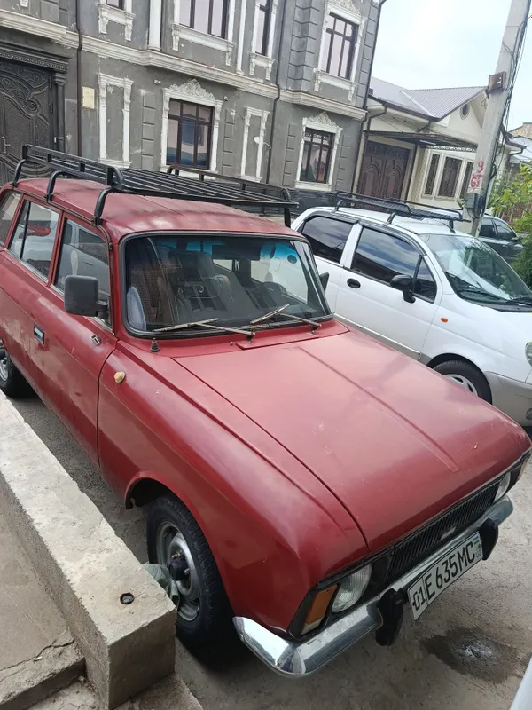 Maskvich kombi sotilad